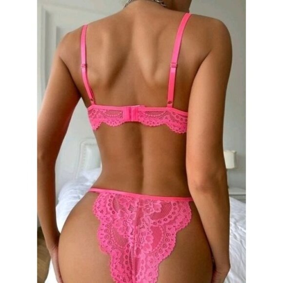 Pink Floral Lace Lingerie Set - Picture 2 of 6